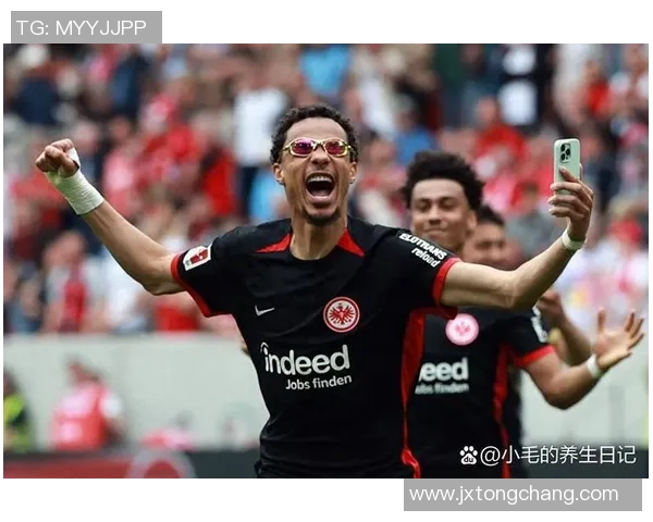 2025年足球转会市场十大球星排名揭晓 转会风云再掀波澜 2025年足球转会市场十大球星排名揭晓 转会风云再掀波澜