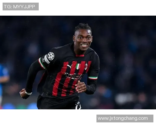 AC米兰足球明星新篇章：从绿茵场到全球焦点的崛起与挑战