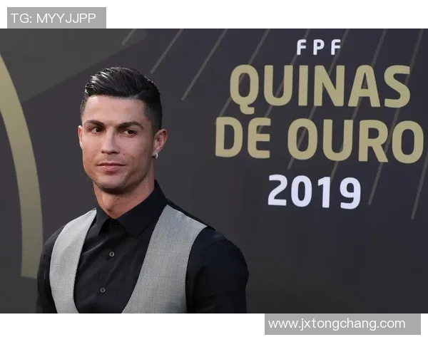 C罗签字足球卡带编收藏价值分析及市场前景展望 C罗签字足球卡带编收藏价值分析及市场前景展望