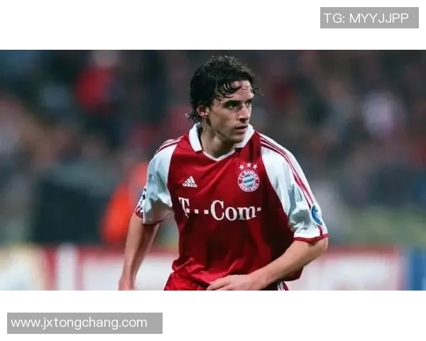 一起追过的足球明星背后隐藏的成长故事与奋斗历程