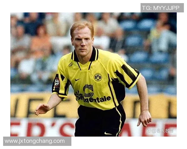 世界级足球后卫球星盘点 解析十大传奇后卫的辉煌与成就