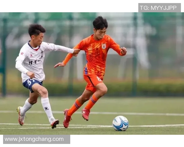 中国足球20号球星崛起记：从青训到国际赛场的精彩历程