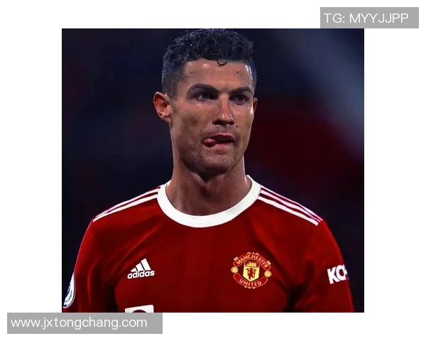 全球足球巨星风采合集 看各大球星标志性头像展现独特魅力