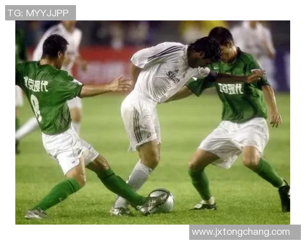 聚焦足球巨星购物体验打造专属球迷互动消费新平台 聚焦足球巨星购物体验打造专属球迷互动消费新平台